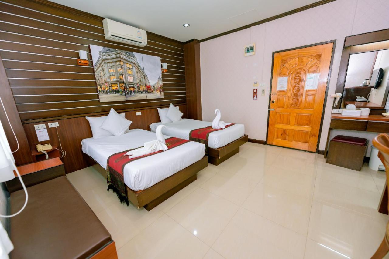 Bander Hotel Phu Khieo Exteriér fotografie