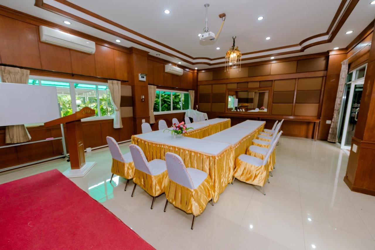 Bander Hotel Phu Khieo Exteriér fotografie